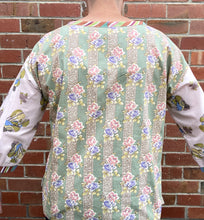 Load image into Gallery viewer, Berserk  Lacey embroidered vintage mix top M