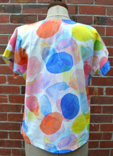 Load image into Gallery viewer, Berserk Bubbles cotton Shell top