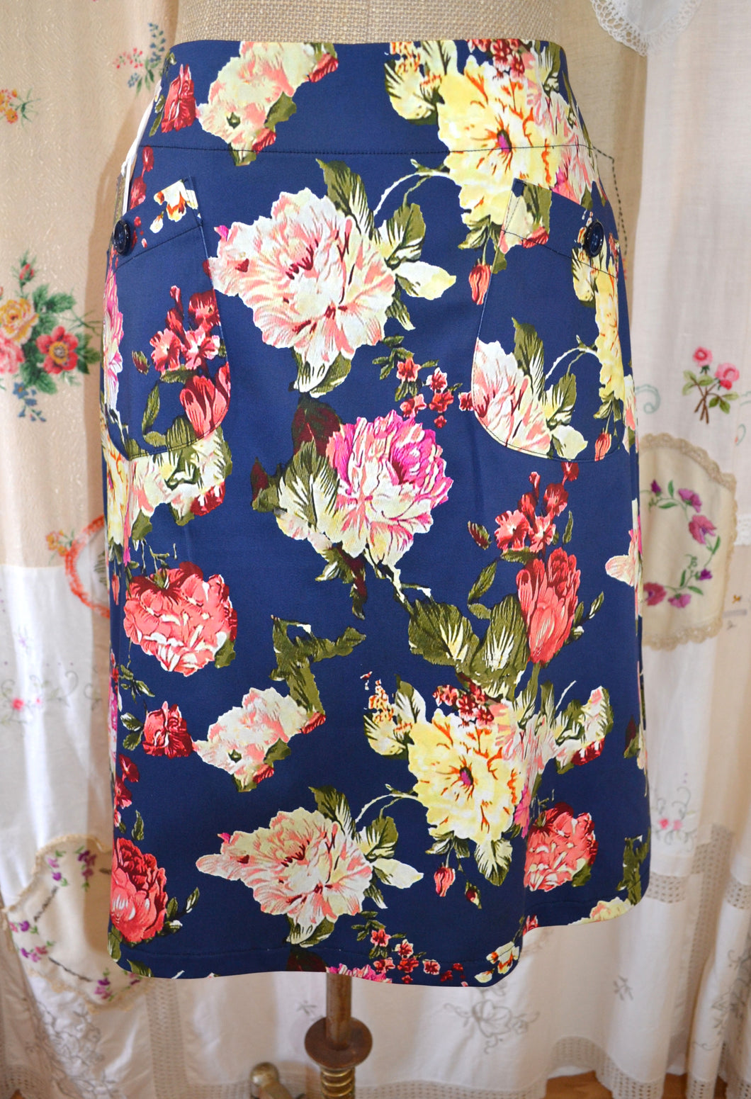 Berserk Navy Bouquet Stretch sateen pocket skirt