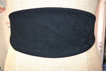 Load image into Gallery viewer, Berserk Black Damask Obi Belt