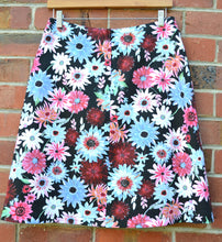 Load image into Gallery viewer, Berserk Dahlia cotton pocket skirt