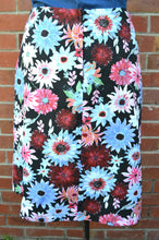 Load image into Gallery viewer, Berserk Dahlia cotton pocket skirt