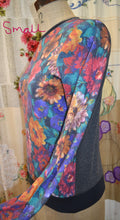 Load image into Gallery viewer, Berserk Pastel floral T shirt Vintage fabric
