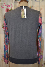 Load image into Gallery viewer, Berserk Pastel floral T shirt Vintage fabric