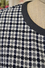 Load image into Gallery viewer, Berserk Kite top Grid spot Grey Wool flannel