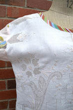 Load image into Gallery viewer, Berserk  Lacey embroidered vintage mix top M