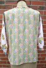 Load image into Gallery viewer, Berserk  Lacey embroidered vintage mix top M