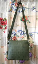 Load image into Gallery viewer, Olive quilted Jodie bag
