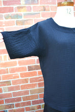 Load image into Gallery viewer, Berserk Black textured Exeter top
