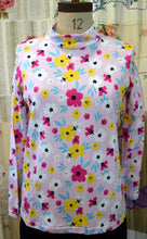 Load image into Gallery viewer, Berserk Spring floral cotton Skivvi