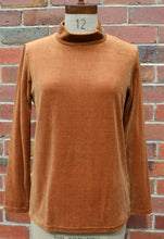 Load image into Gallery viewer, Berserk Toffee  stretch velour Skivvi