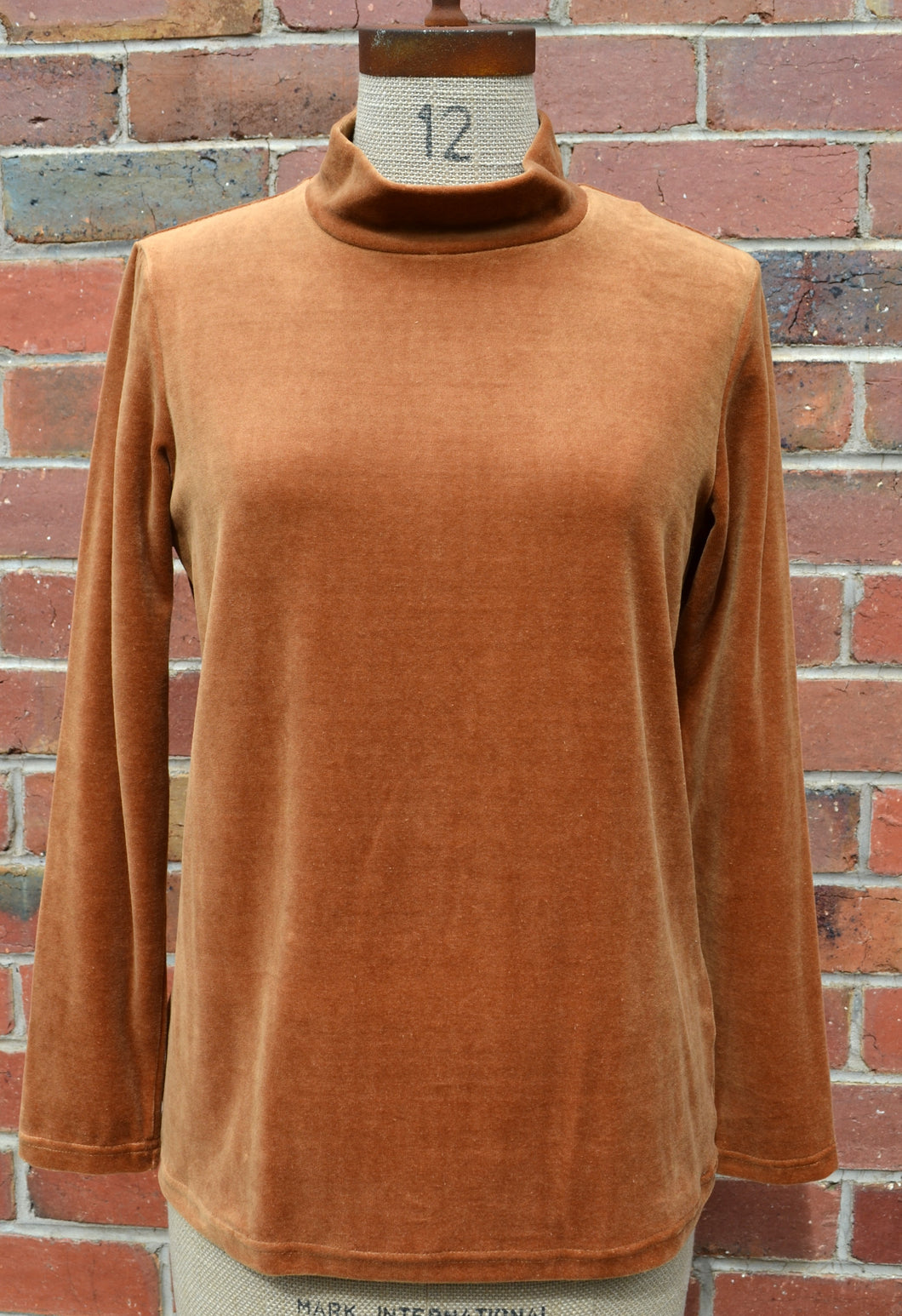 Berserk Toffee  stretch velour Skivvi
