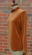 Load image into Gallery viewer, Berserk Toffee  stretch velour Skivvi