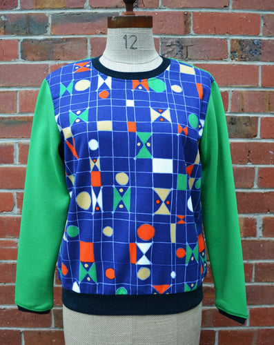 Berserk Vintage Geometric Green Fleecy top