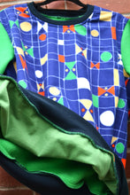 Load image into Gallery viewer, Berserk Vintage Geometric Green Fleecy top
