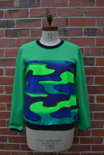 Load image into Gallery viewer, Berserk Linda Jackson panel Green Fleecy top