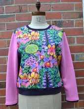 Load image into Gallery viewer, Berserk Orchid Pink Navy Fleecy Crop