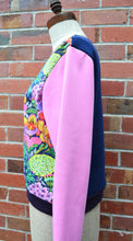 Load image into Gallery viewer, Berserk Orchid Pink Navy Fleecy Crop