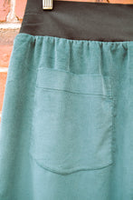 Load image into Gallery viewer, Berserk Bottle pinwale Corduroy band pants