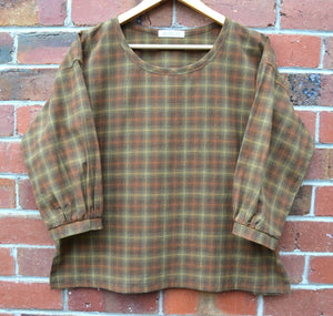 Berserk Ochre check poet top