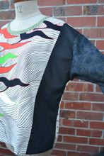 Load image into Gallery viewer, Berserk Vintage cranes mix Cotton top