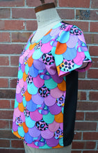 Load image into Gallery viewer, Berserk Vee neck Cotton and Linen Mermaid scales top